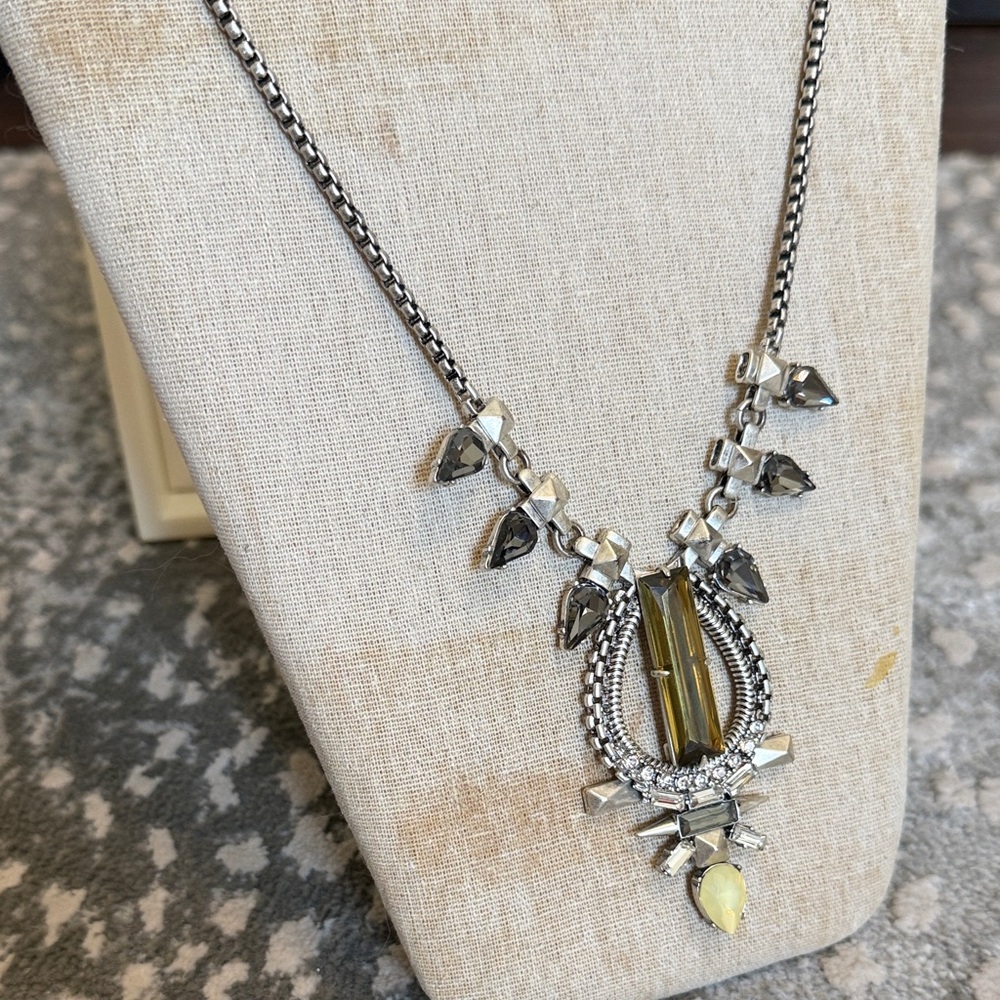 Stella & Dot Silver-Tone Yellow Crystal Pendant Necklace